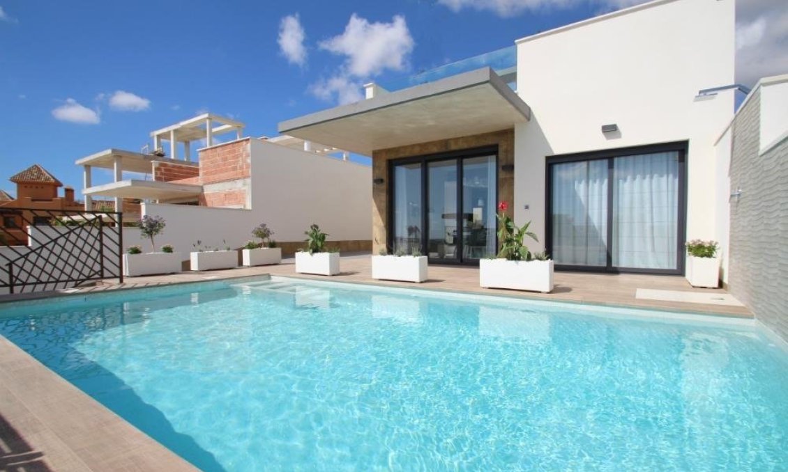 Obra nueva - Villa -
San Miguel de Salinas - Cerro Del Sol
