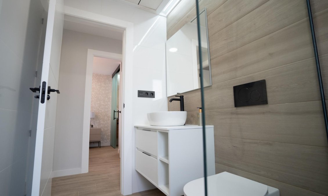 Neue Gebäude - Town House -
Orihuela Costa - Entre golf