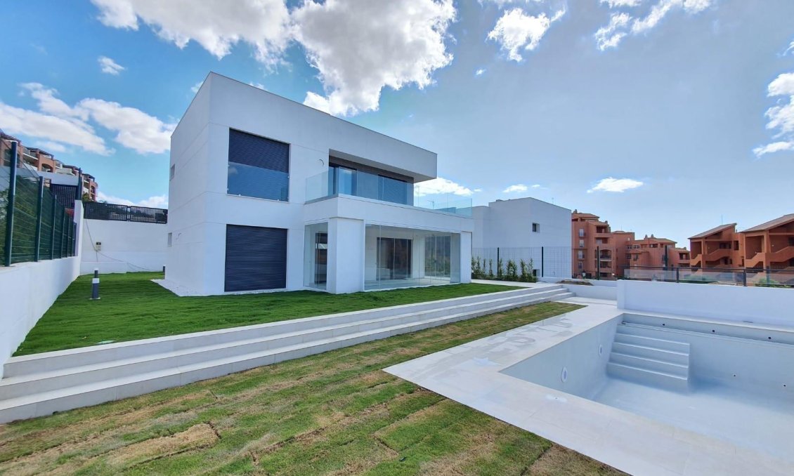 Neue Gebäude - Villa -
Manilva - La Duquesa