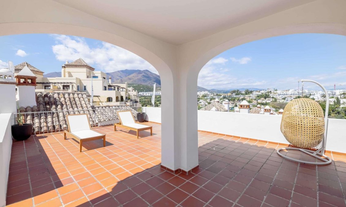 Neue Gebäude - Villa -
Estepona - Azata Golf