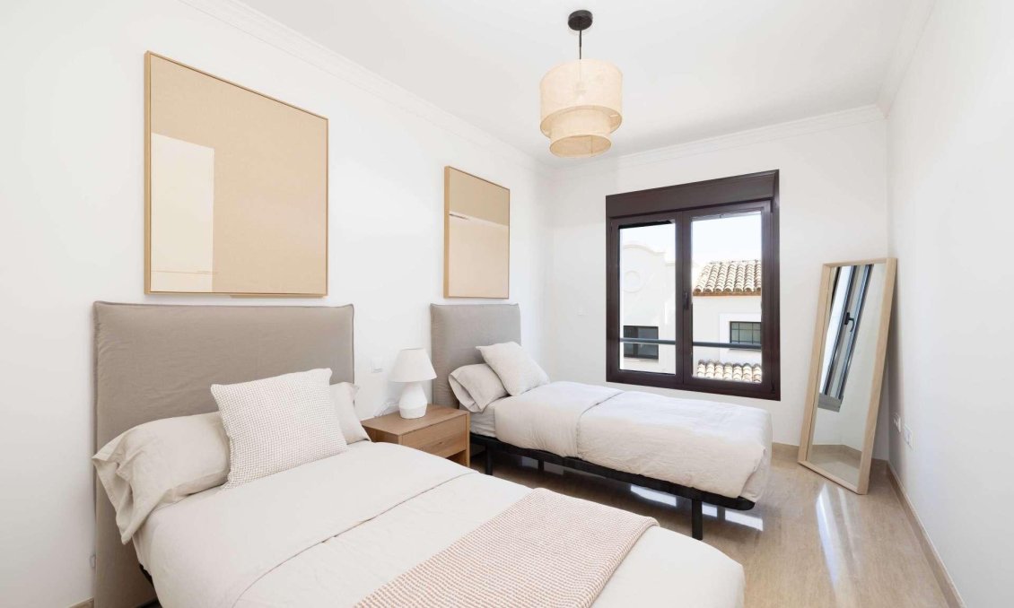 Obra nueva - Town House -
Estepona - Azata Golf