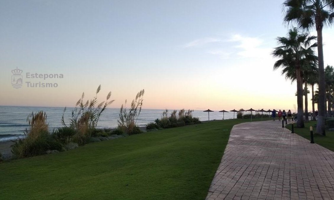 Obra nueva - Apartamento -
Estepona - Playa de La Rada