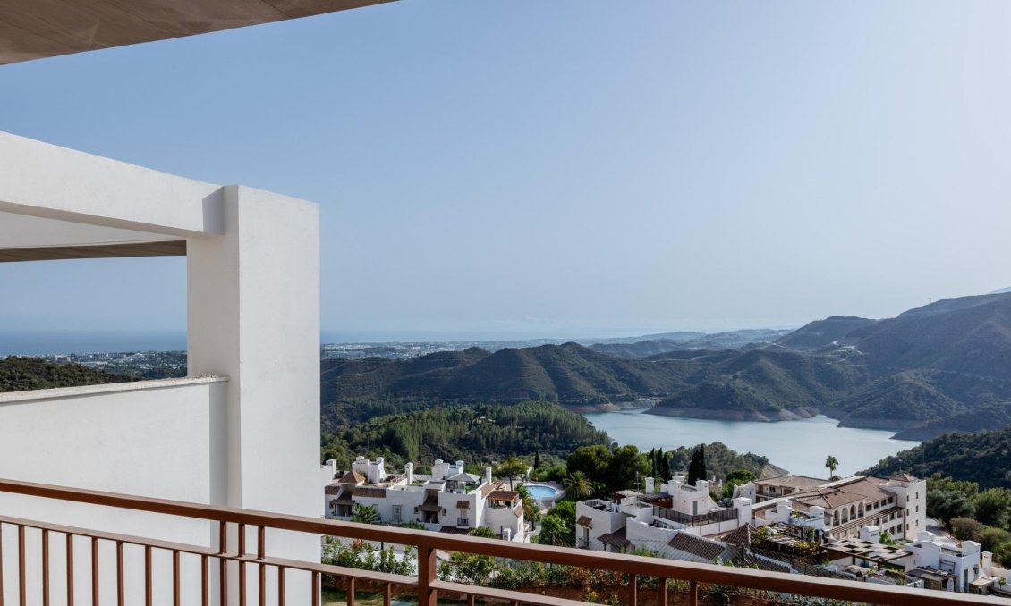 Obra nueva - Town House -
Istán - Cerros De Los Lagos