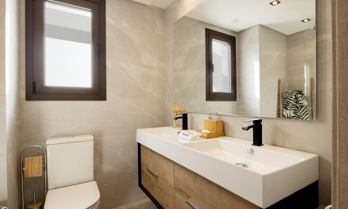 Obra nueva - Town House -
Istán - Cerros De Los Lagos