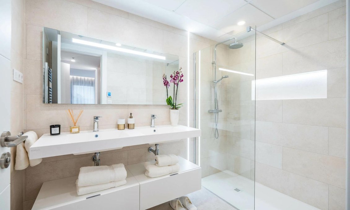 Obra nueva - Apartamento -
Fuengirola - Centro