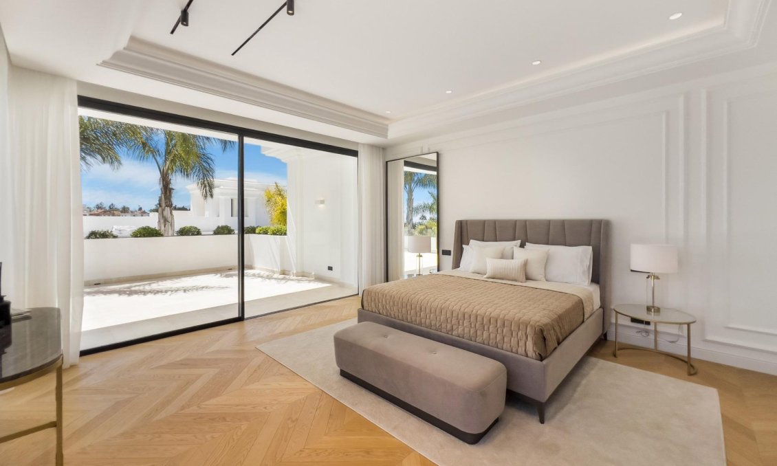 Obra nueva - Villa -
Marbella - Lomas De Marbella Club