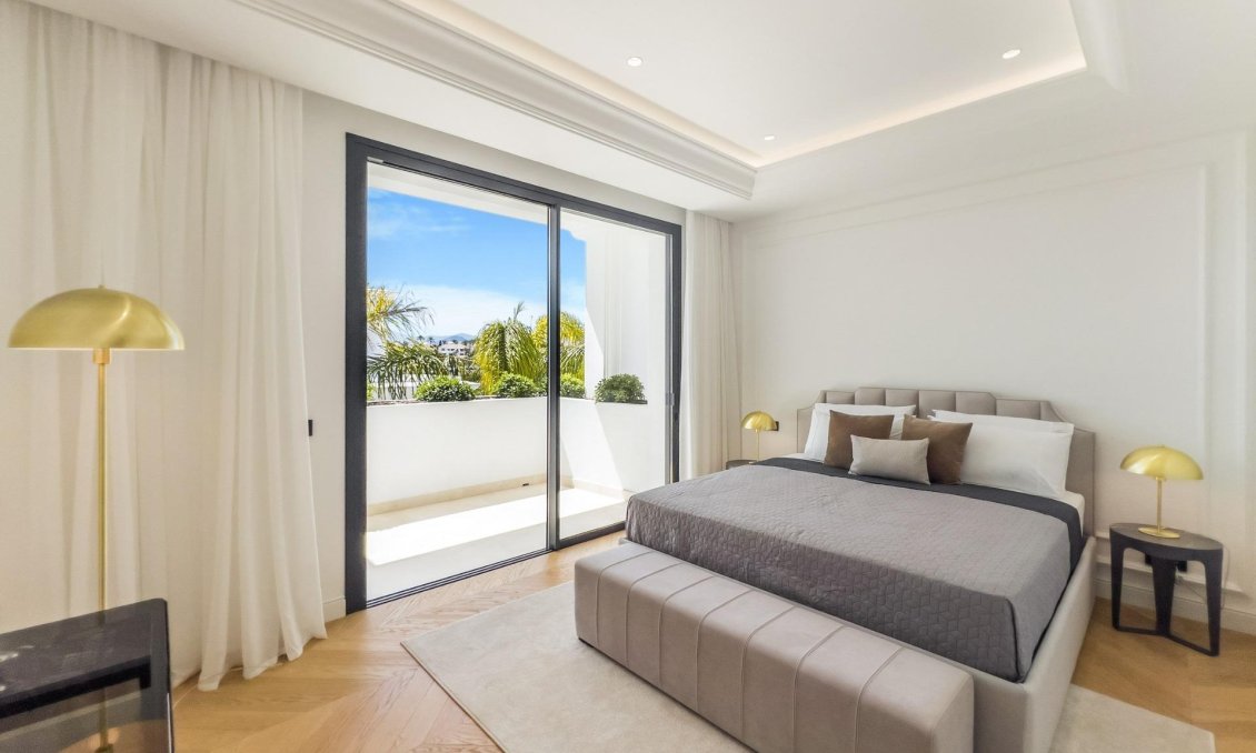 Obra nueva - Villa -
Marbella - Lomas De Marbella Club