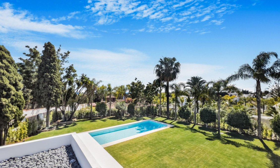 Obra nueva - Villa -
Marbella - Lomas De Marbella Club
