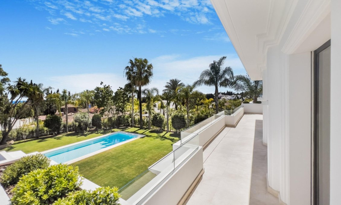 Obra nueva - Villa -
Marbella - Lomas De Marbella Club