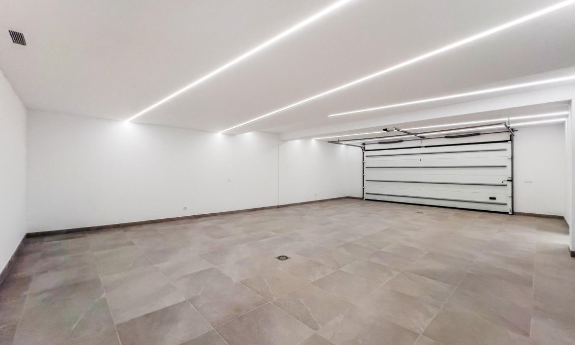 Obra nueva - Villa -
Marbella - Lomas De Marbella Club