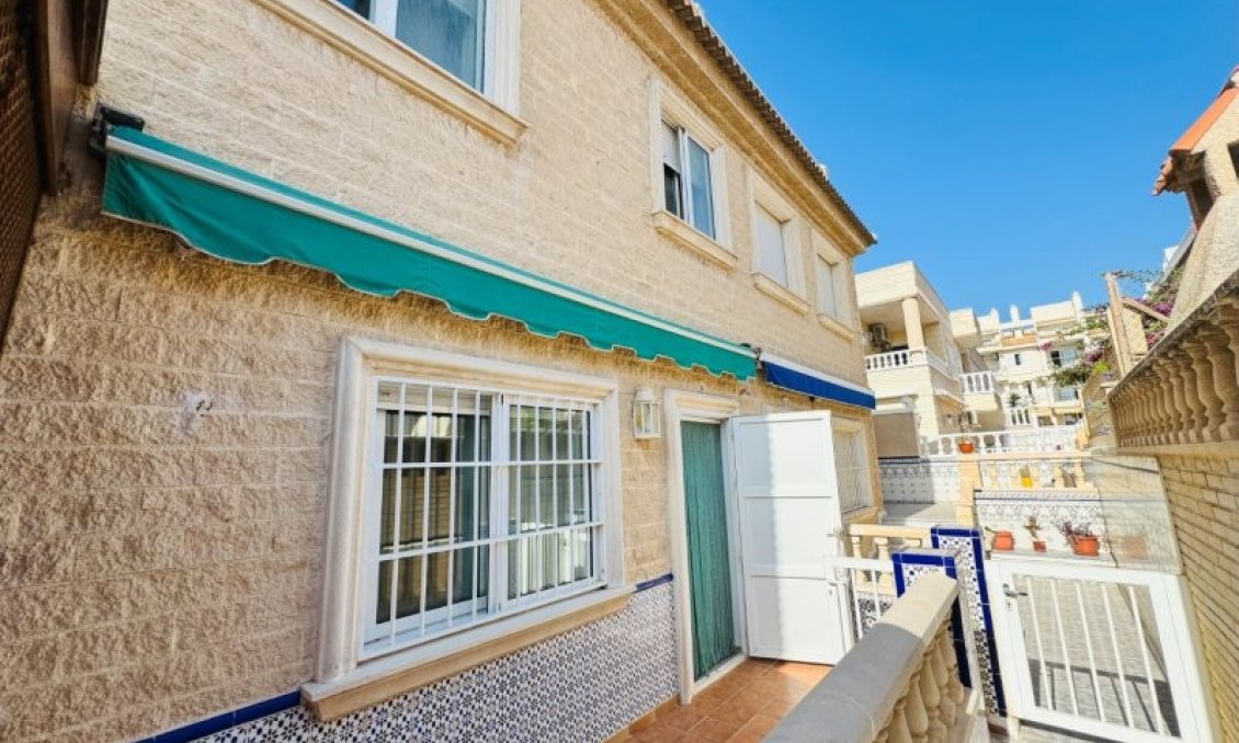 Segunda mano - Duplex -
La Mata - Costa Blanca