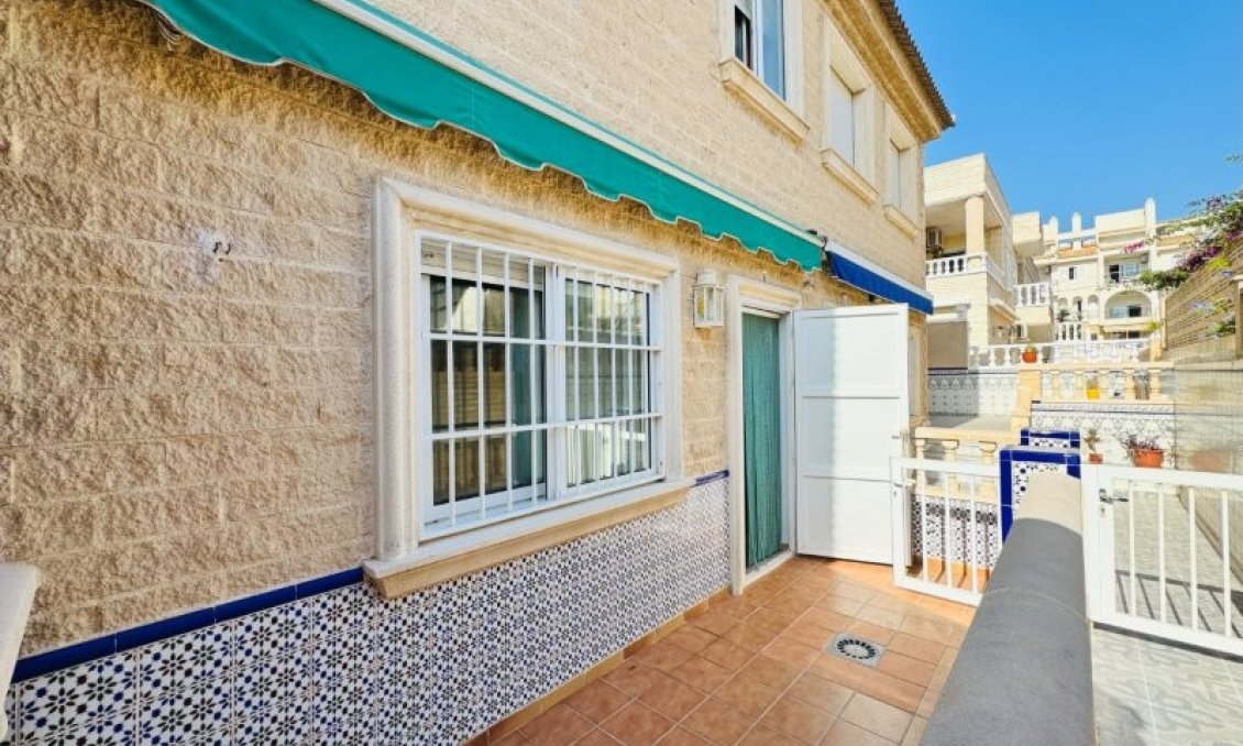 Segunda mano - Duplex -
La Mata - Costa Blanca