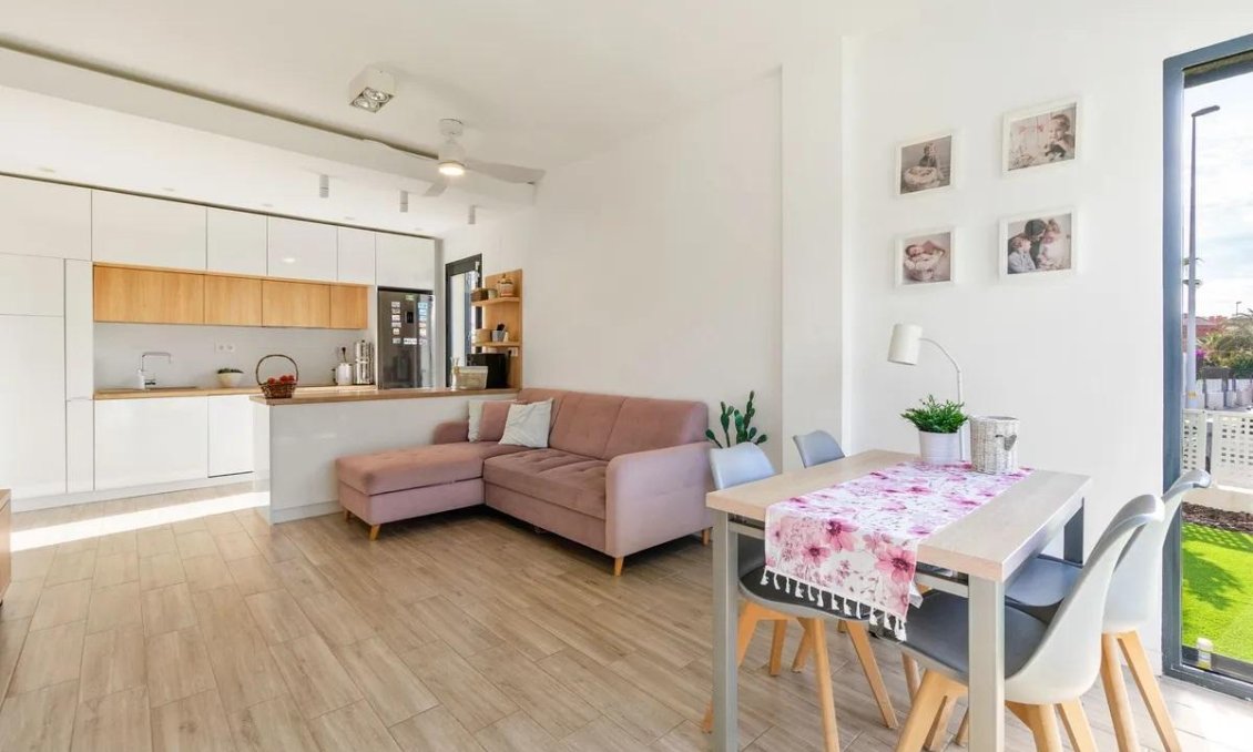 Segunda mano - Villa -
Orihuela Costa - Costa Blanca