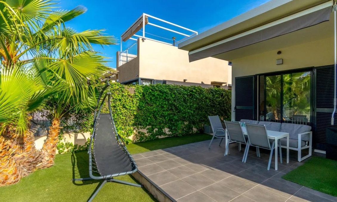 Segunda mano - Villa -
Orihuela Costa - Costa Blanca