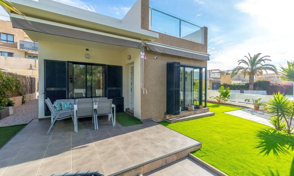 Segunda mano - Villa -
Orihuela Costa - Costa Blanca