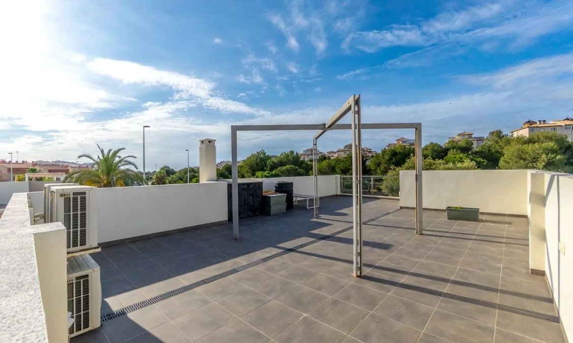 Segunda mano - Villa -
Orihuela Costa - Costa Blanca