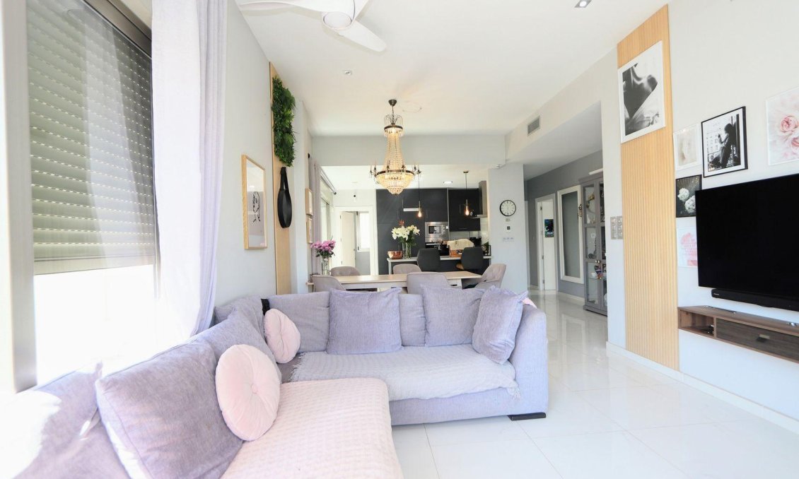 Segunda mano - Villa -
Orihuela Costa - Costa Blanca
