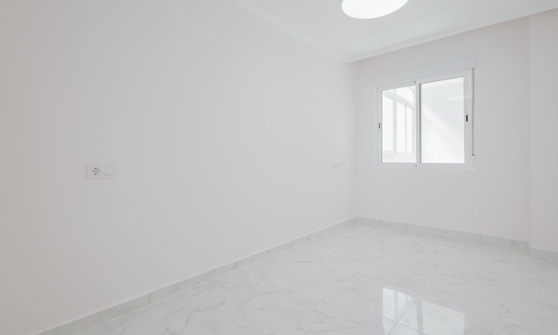Segunda mano - Apartamento -
Torrevieja - Costa Blanca