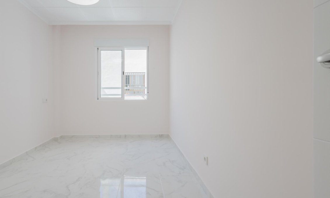 Segunda mano - Apartamento -
Torrevieja - Costa Blanca