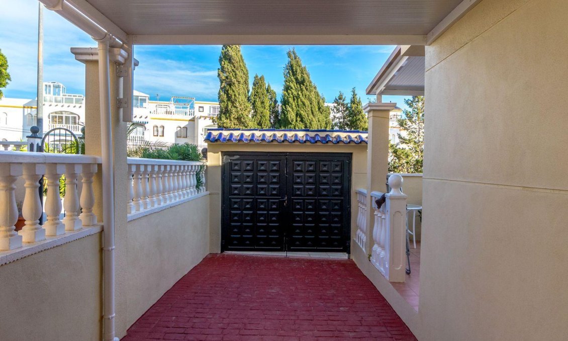 Segunda mano - Town House -
Orihuela Costa - Costa Blanca