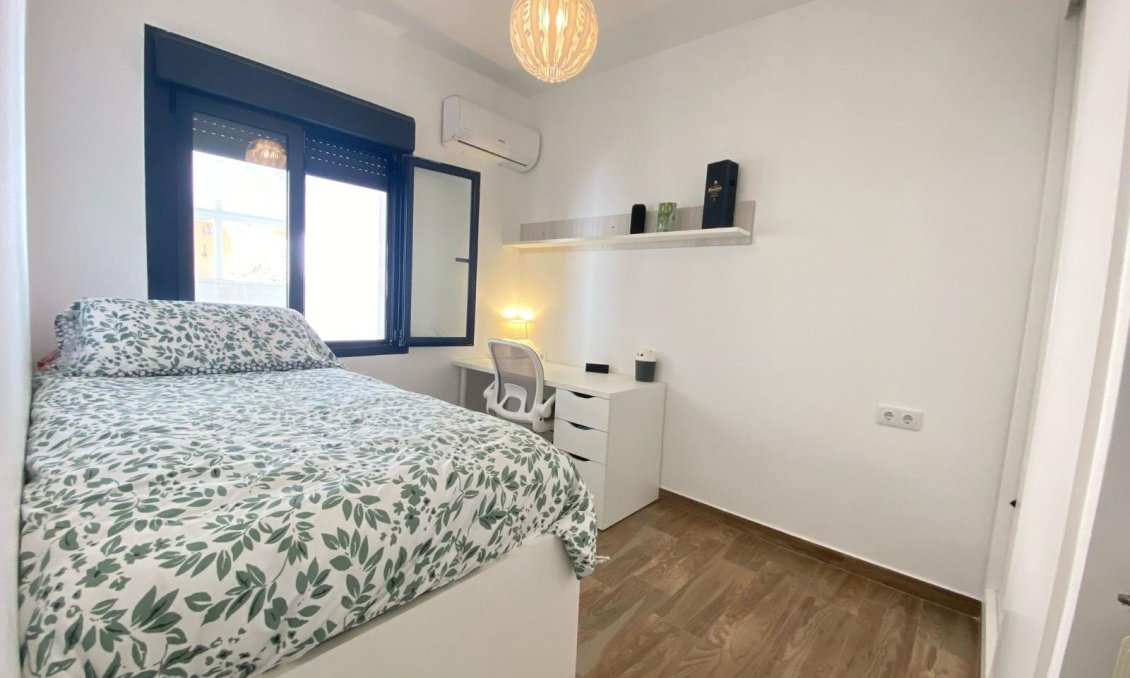 Használt Ingatlanok - Villa -
Orihuela Costa - Costa Blanca