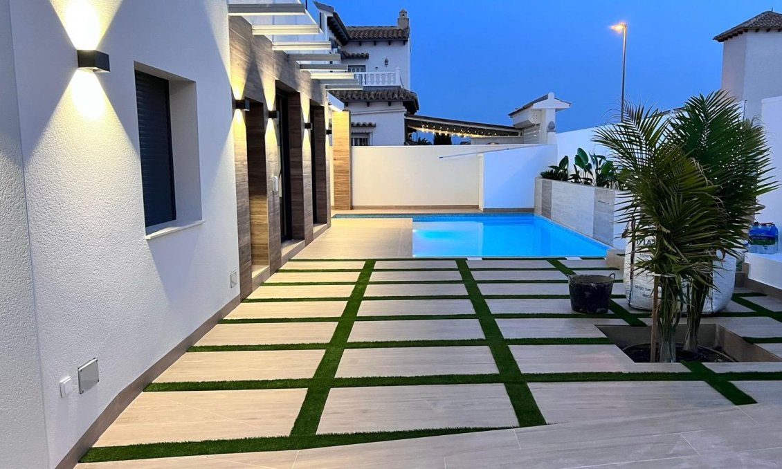 Használt Ingatlanok - Villa -
Orihuela Costa - Costa Blanca