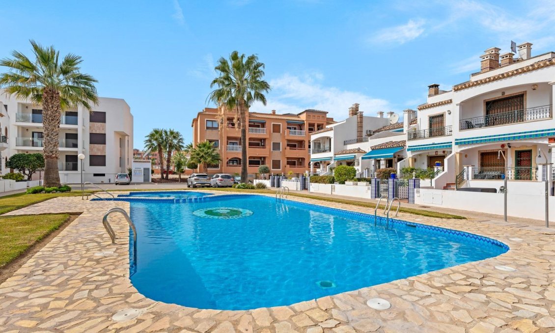 Segunda mano - Apartamento -
Orihuela Costa - Costa Blanca