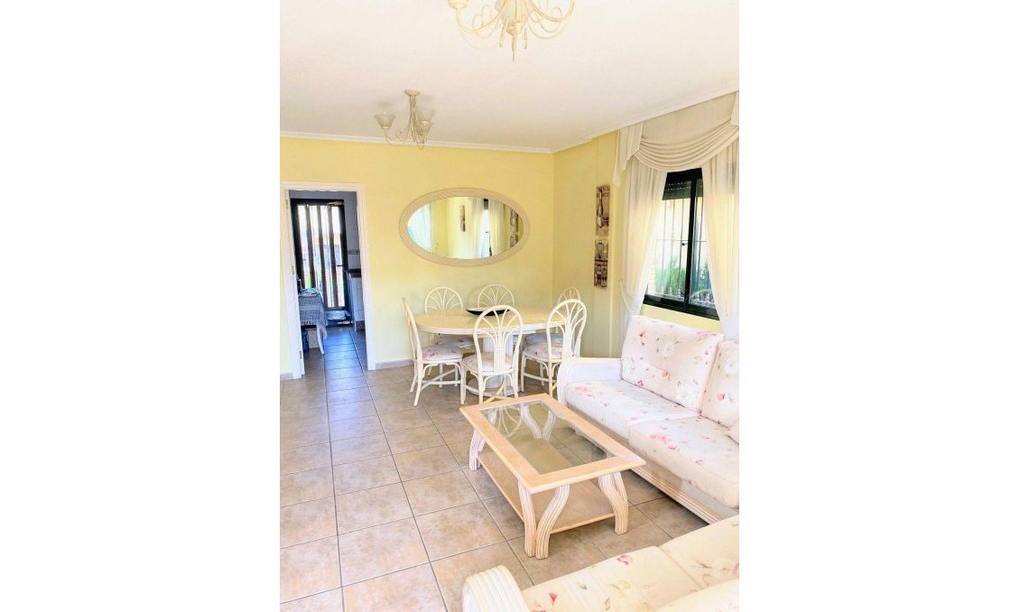Segunda mano - Villa -
Villamartin - Costa Blanca