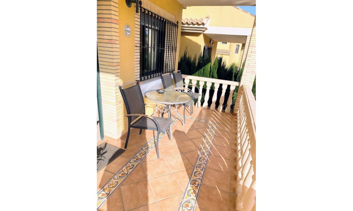 Segunda mano - Villa -
Villamartin - Costa Blanca