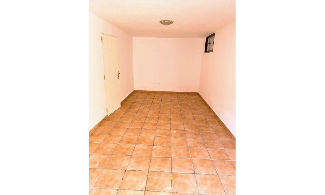 Segunda mano - Villa -
Villamartin - Costa Blanca