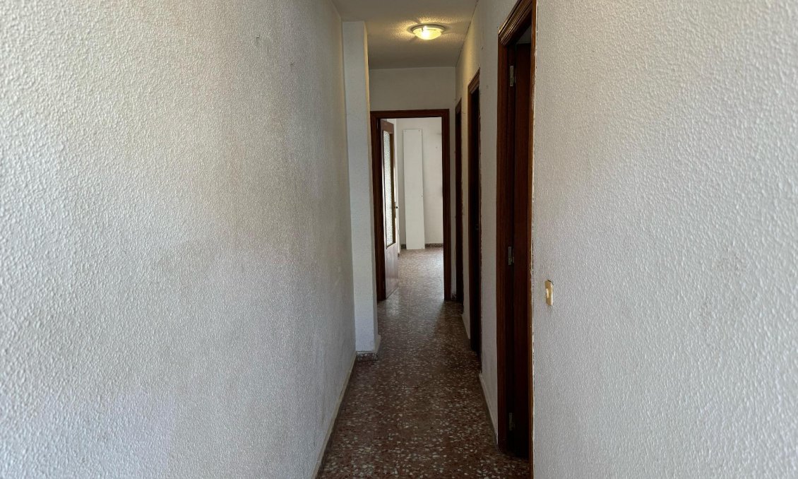 Használt Ingatlanok - Apartman -
Torrevieja - Costa Blanca