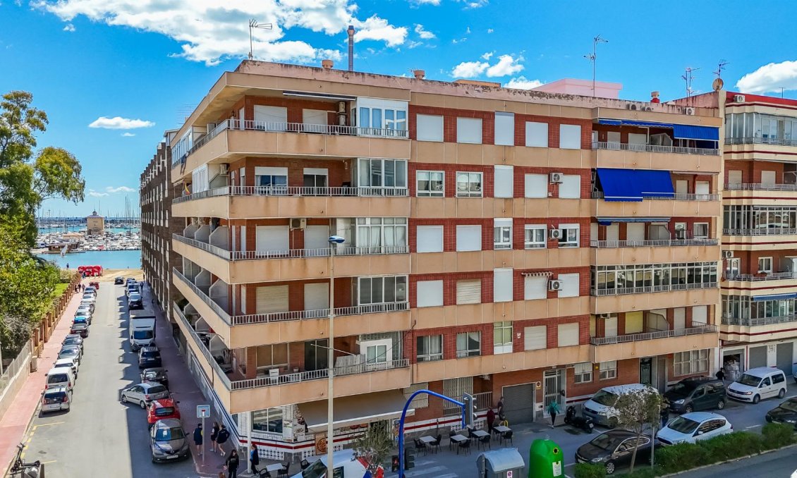Wiederverkauf - Wohnung -
Torrevieja - Costa Blanca