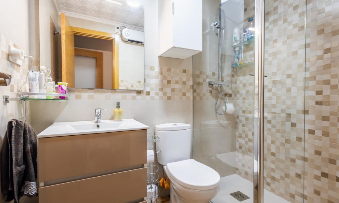 Wiederverkauf - Wohnung -
Torrevieja - Costa Blanca