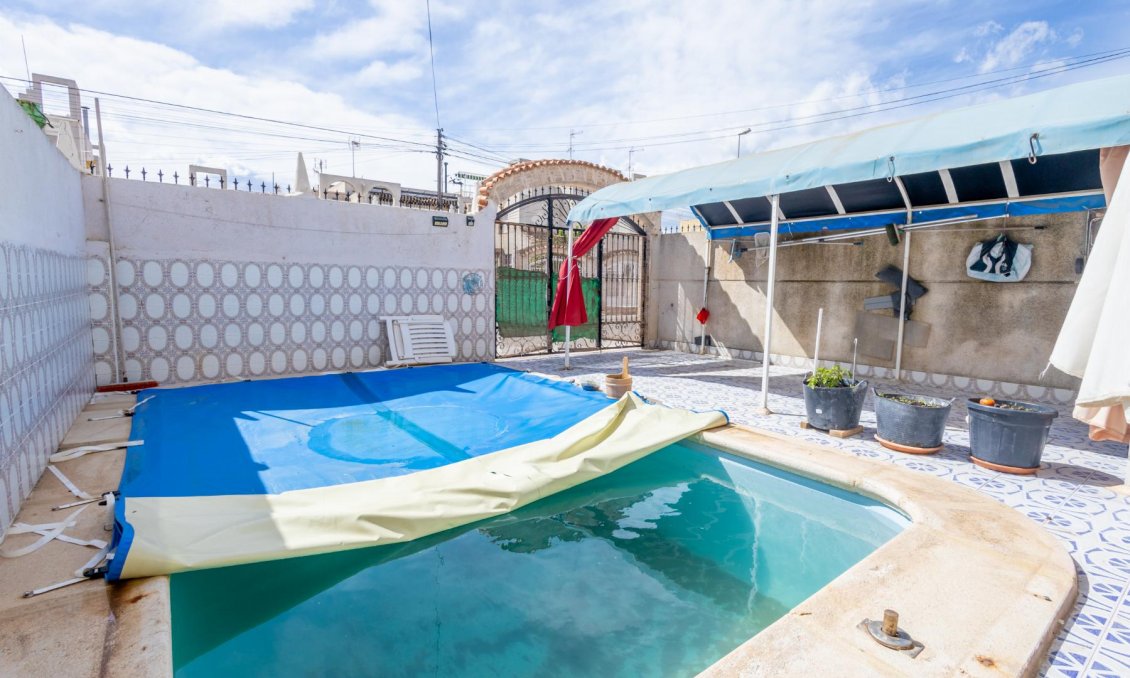 Segunda mano - Villa -
Torrevieja - Costa Blanca
