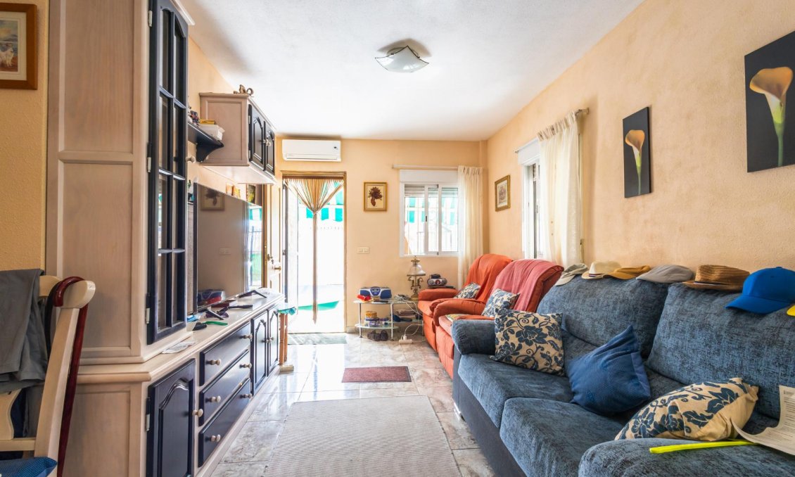 Segunda mano - Villa -
Torrevieja - Costa Blanca
