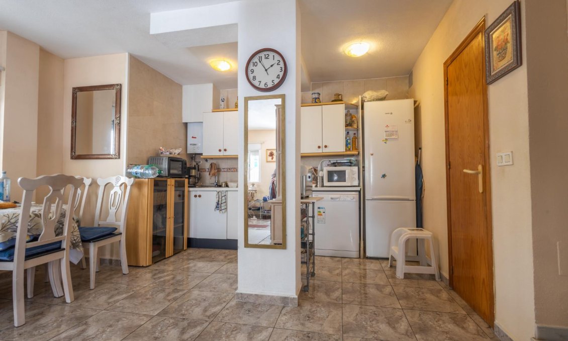 Segunda mano - Villa -
Torrevieja - Costa Blanca
