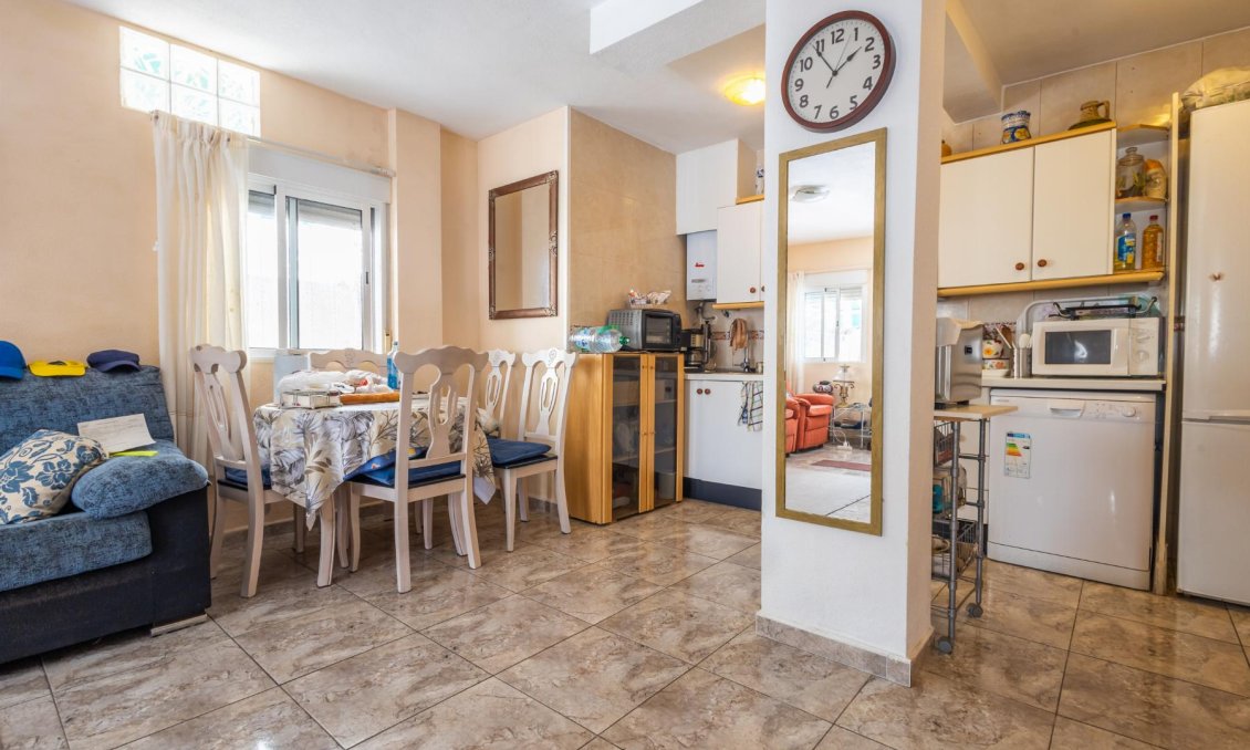 Segunda mano - Villa -
Torrevieja - Costa Blanca