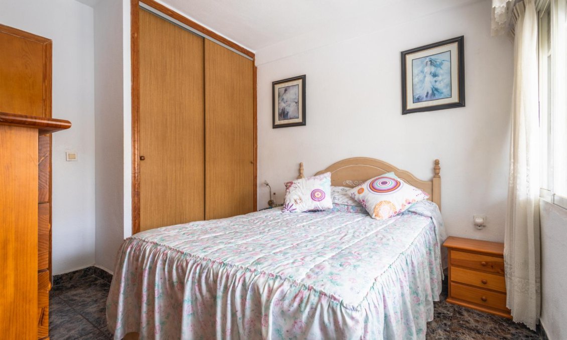 Segunda mano - Villa -
Torrevieja - Costa Blanca