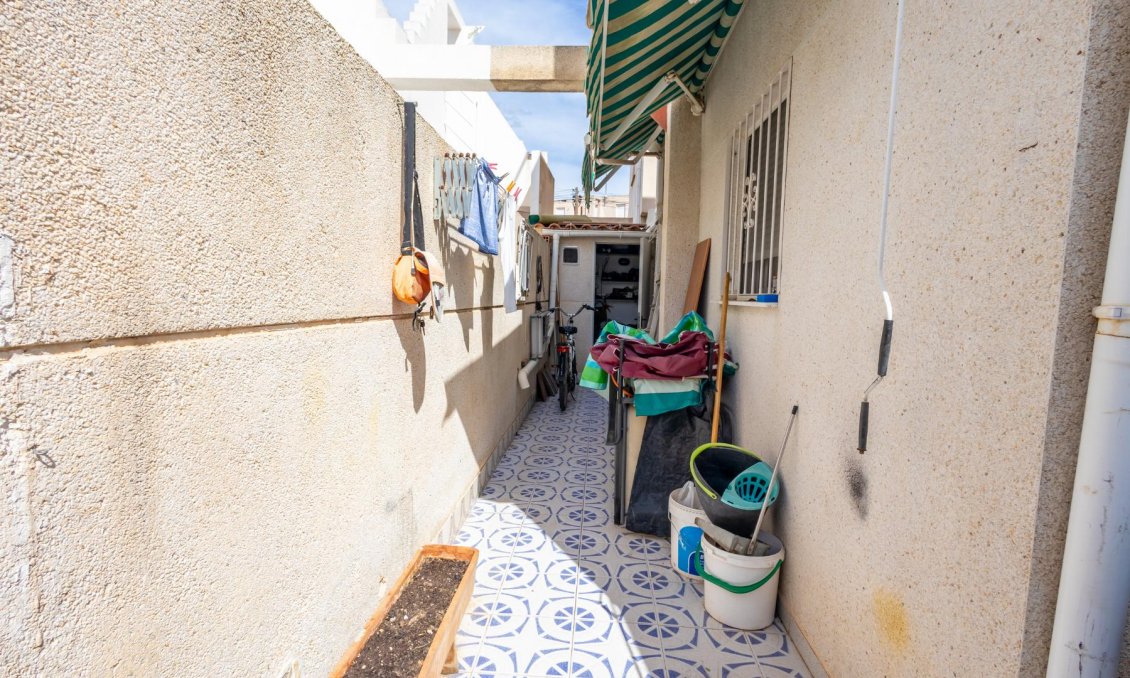 Segunda mano - Villa -
Torrevieja - Costa Blanca