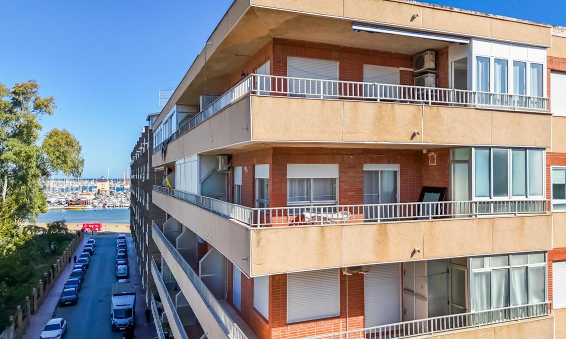Használt Ingatlanok - Apartman -
Torrevieja - Costa Blanca
