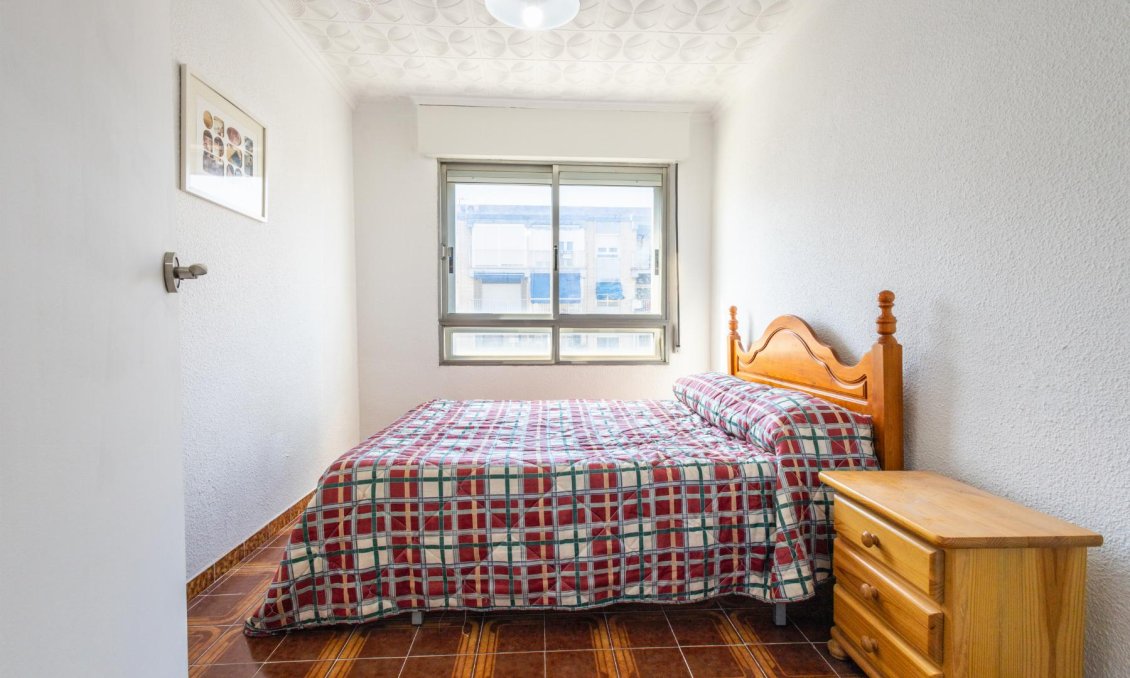 Használt Ingatlanok - Apartman -
Torrevieja - Costa Blanca