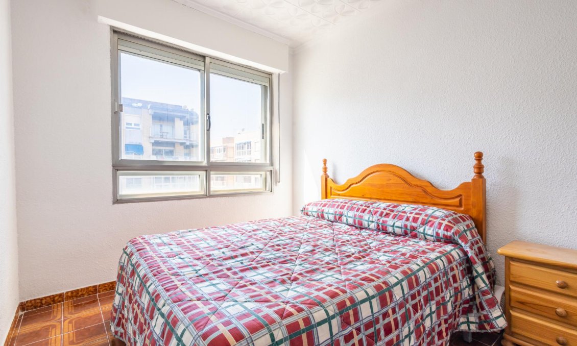Használt Ingatlanok - Apartman -
Torrevieja - Costa Blanca