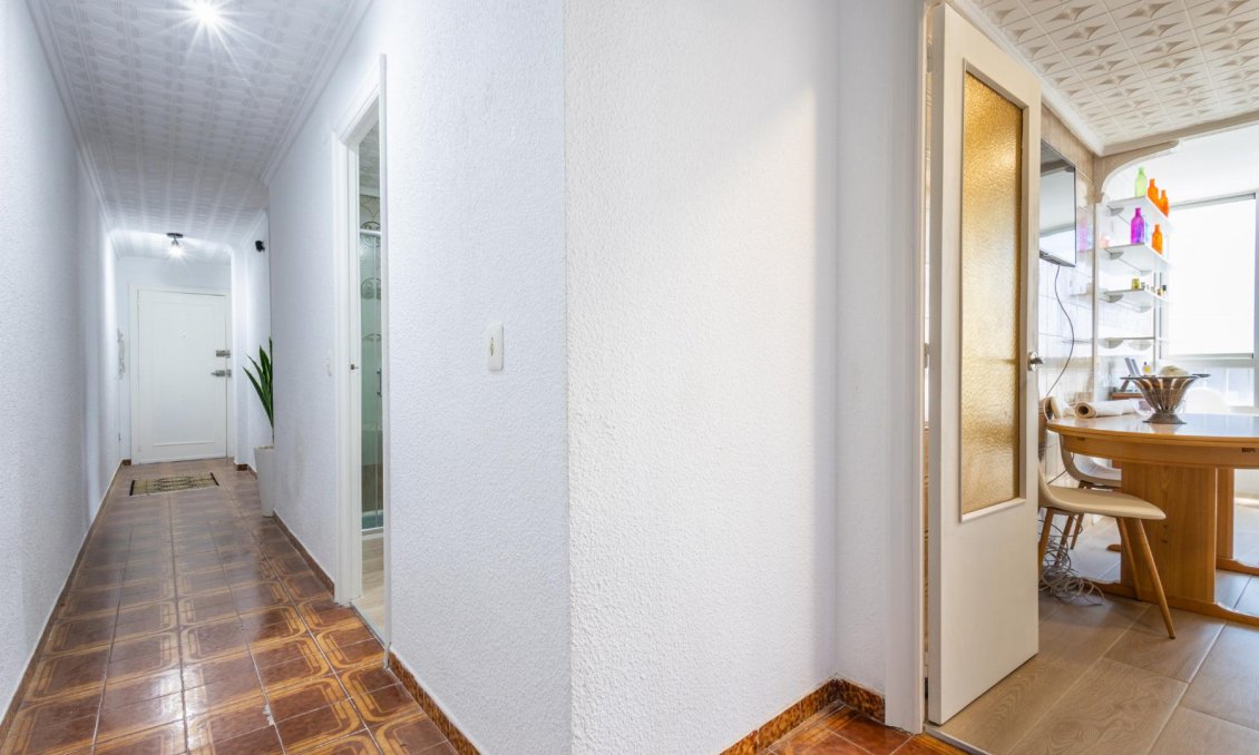Használt Ingatlanok - Apartman -
Torrevieja - Costa Blanca