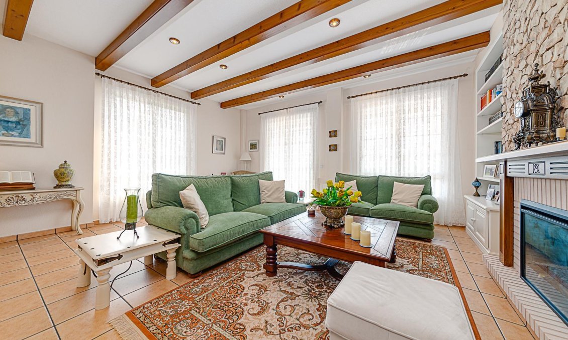 Wiederverkauf - Villa -
Torrevieja - Costa Blanca
