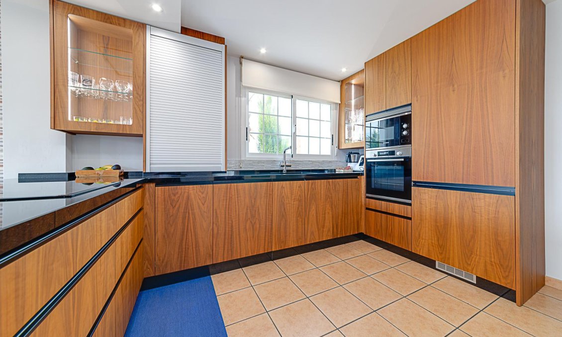 Wiederverkauf - Villa -
Torrevieja - Costa Blanca
