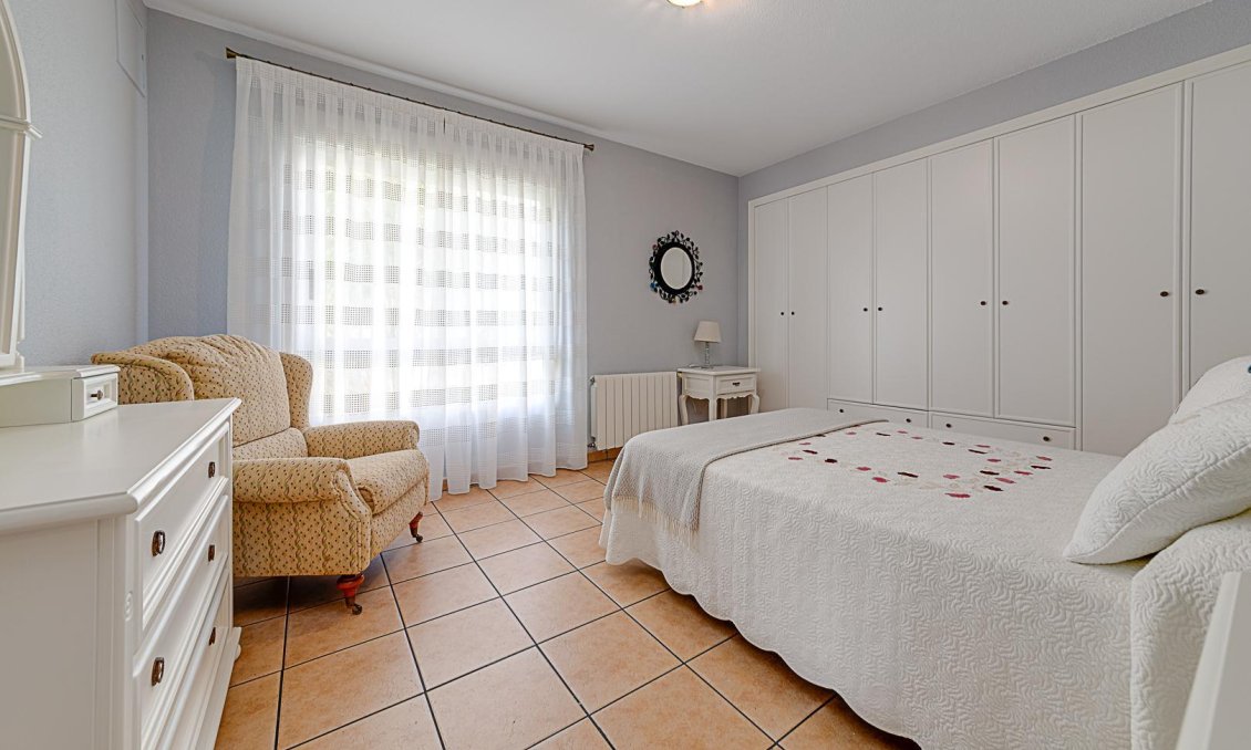 Wiederverkauf - Villa -
Torrevieja - Costa Blanca