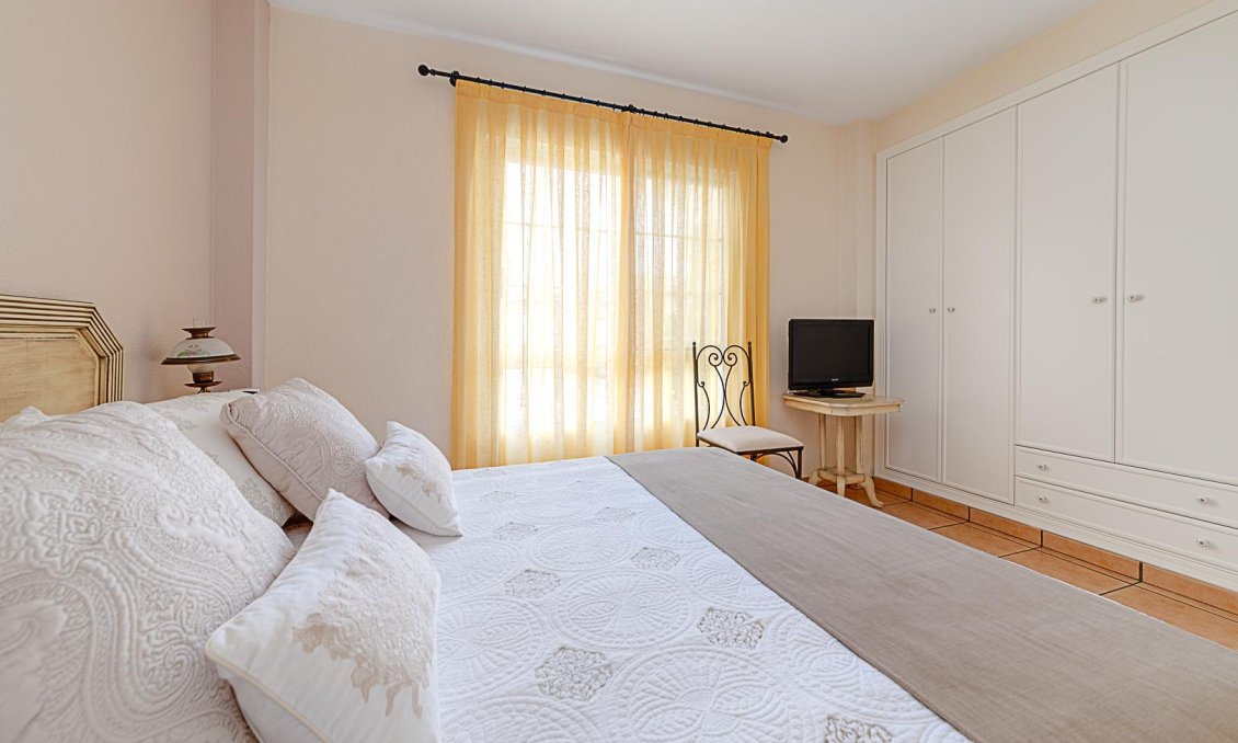 Wiederverkauf - Villa -
Torrevieja - Costa Blanca