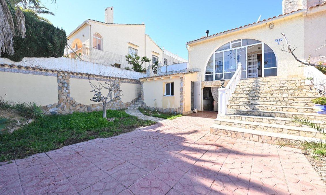 Segunda mano - Town House -
Torrevieja - Costa Blanca