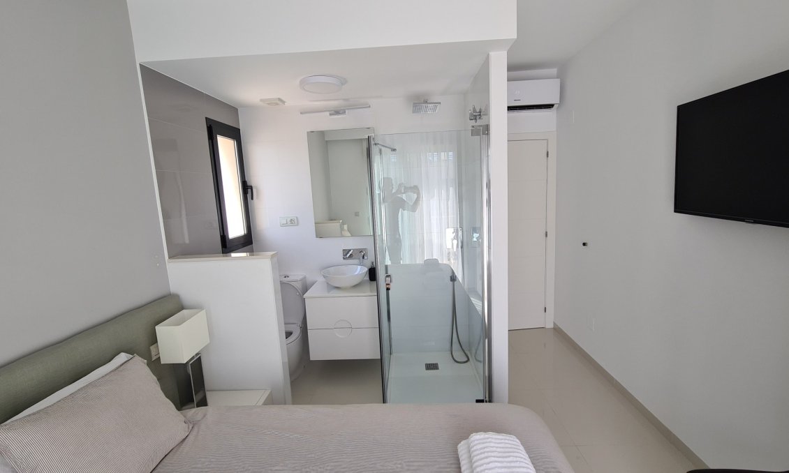 Segunda mano - Bungalow -
Pilar de la Horadada - Costa Blanca