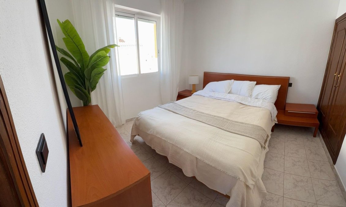 Wiederverkauf - Bungalow -
Torrevieja - Cañada Del Molino